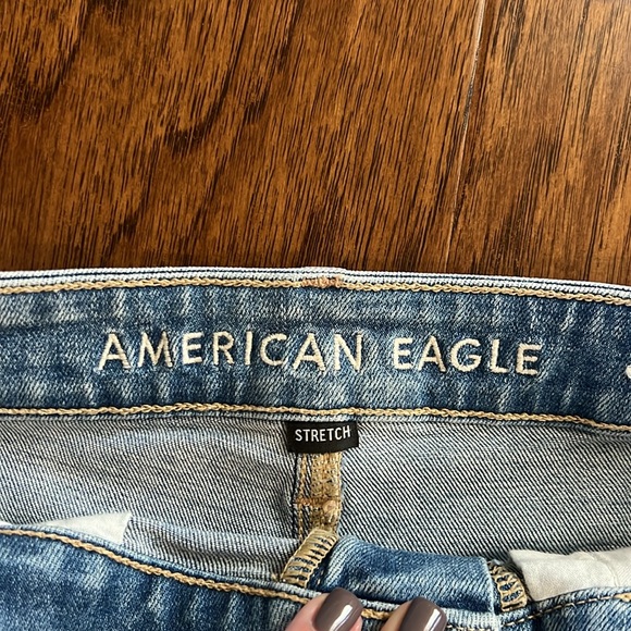 American Eagle Hi-Rise Shortie Size 2 Iced Light Indigo - Picture 6 of 9